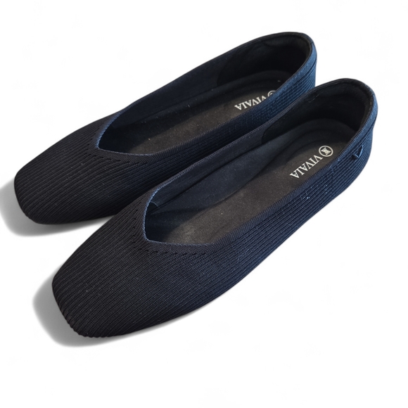 Vivaia Black Margot 2 Square Toe V-cut Flats Size 40.5 - Picture 2 of 6